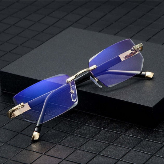 OPTI VISION LENS™ - GAFAS MULTIFOCALES PROTECCIÓN CONTRA LUZ AZUL 2X1 + 2 FUNDAS GRATIS